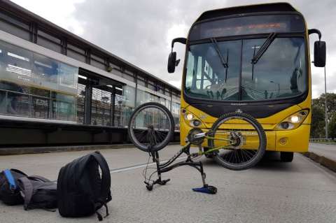 Guardas de seguridad de Transmilenio protagonizaron bloqueos en la calle 26