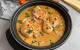 En 30 minutos prepara este pollo en salsa de coco
