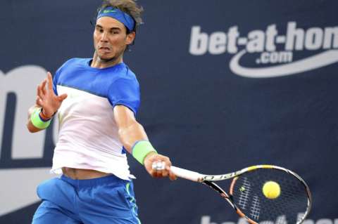 Nadal asegura con esfuerzo su pase a cuartos de final en Hamburgo