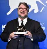 Guillermo del Toro muestra la belleza necesaria de la muerte en “Pinocchio”