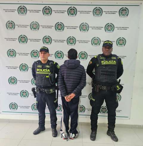 Capturan a sujeto al norte de Bogotá tras golpear a su pareja