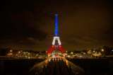 Torre Eiffel reabre tras adaptar su dispositivo de seguridad