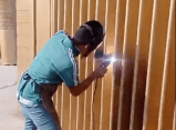 Soldador que hizo el acordeón más grande del país lo vandalizó, en La Guajira
