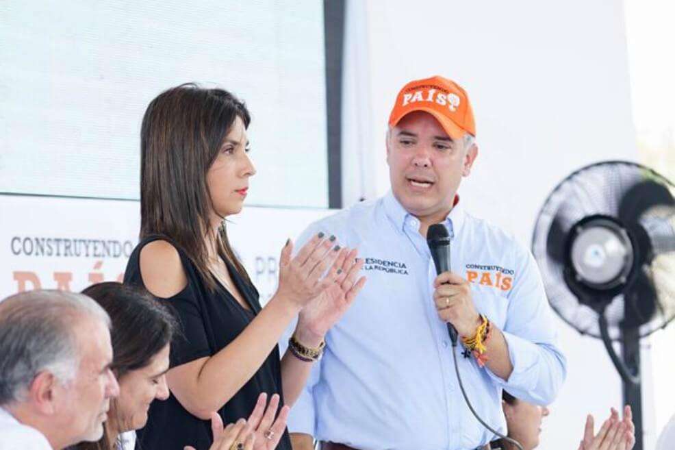La ministra de Educación, María Victoria Angulo, y el presidente Duque anunciaron el nacimiento de "Generación E" en octubre de 2018. / Ministerio de Educación