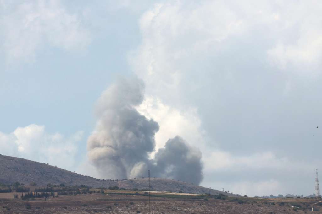 Upper Galilee (Israel), 23/09/2024.- Smoke rises after an Israeli airstrike targeting an area near a village in southern Lebanon, as seen from the Upper Galilee, northern Israel, 23 September 2024. The Israeli military announced on 23 September that it launched 'extensive' airstrikes on Hezbollah targets in Lebanon. Lebanese residents of villages in the Beqaa Valley 'who are inside or near houses where rockets and weapons are stored' have been warned to 'move away immediately! For your safety and protection', the statement added. According to Lebanon's Ministry of Health, at least 182 people have been killed and more than 720 others injured following continued Israeli airstrikes on southern Lebanese towns and villages since 23 September morning. (Líbano, Hizbulá/Hezbolá) EFE/EPA/ATEF SAFADI