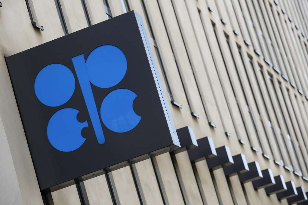 Bloomberg News