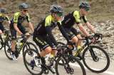 Esteban Chaves sobre la etapa 6 de la Vuelta: “Fue un día duro y de mucho frío”
