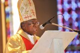 Un cardenal africano es uno de los favoritos para remplazar a Benedicto XVI