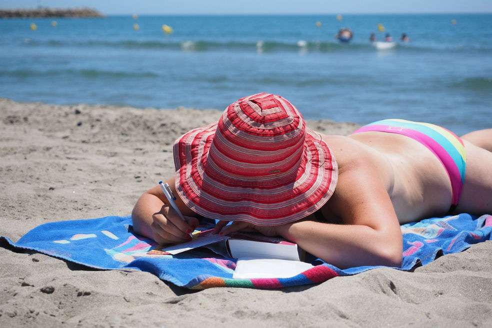 Las células subcutáneas secretan melanomas, que producen, almacenan y transportan la melanina. / Pixabay