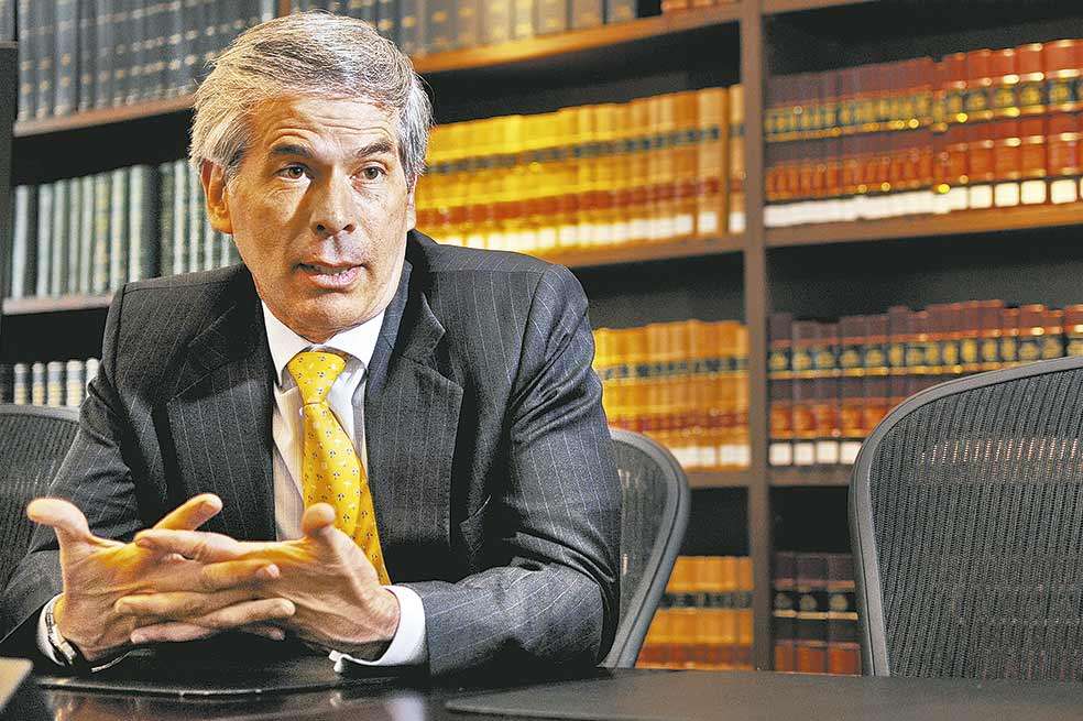Nadie fue a la cárcel por la muerte de mi padre (magistrado Alfonso Reyes, muerto durante la retoma del Palacio de Justicia). Y, sin embargo, se hizo justicia”: Dice Yesid Reyes. / Cristian Garavito - El Espectador