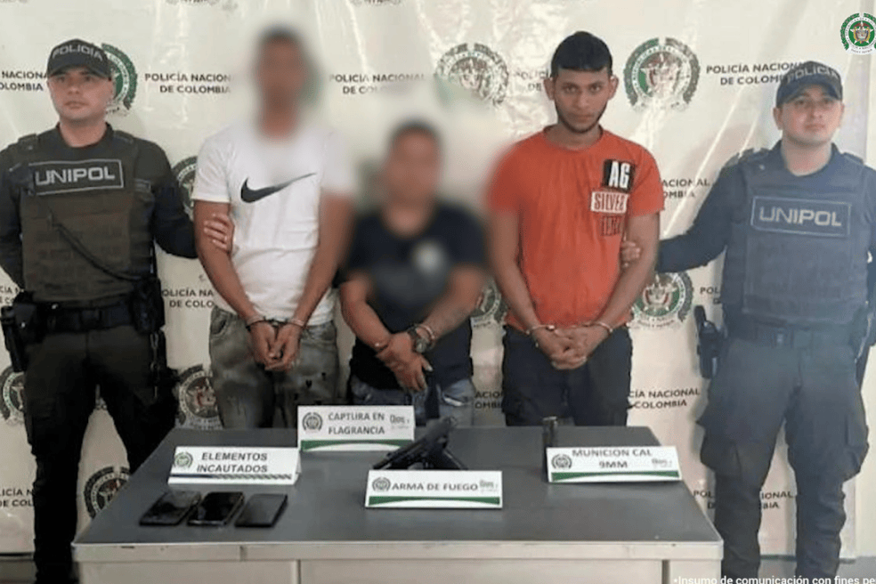 La Fiscalía pudo comprobar que Zurita, acompañado de otros dos hombres, irrumpió a disparos en el establecimiento comercial. Tres personas murieron en ese hecho.