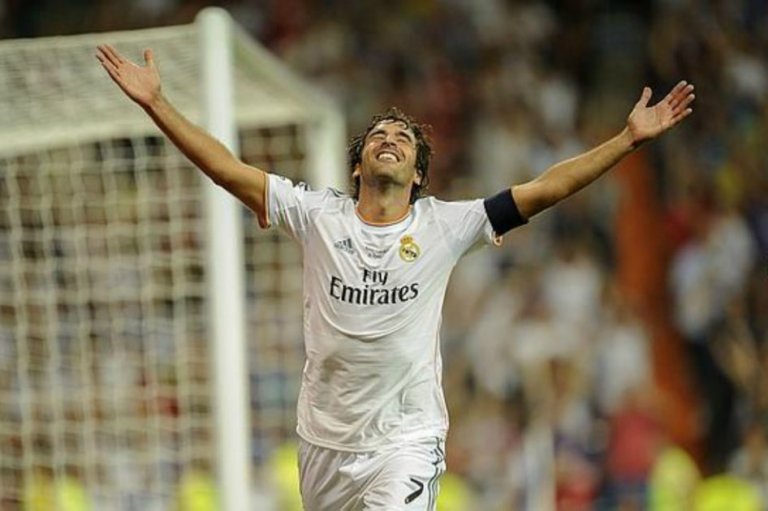 Cosmos, última aventura de la leyenda Raúl