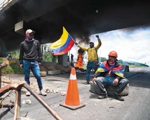 La radio colombiana se une para decir “marchas sí, bloqueos no”