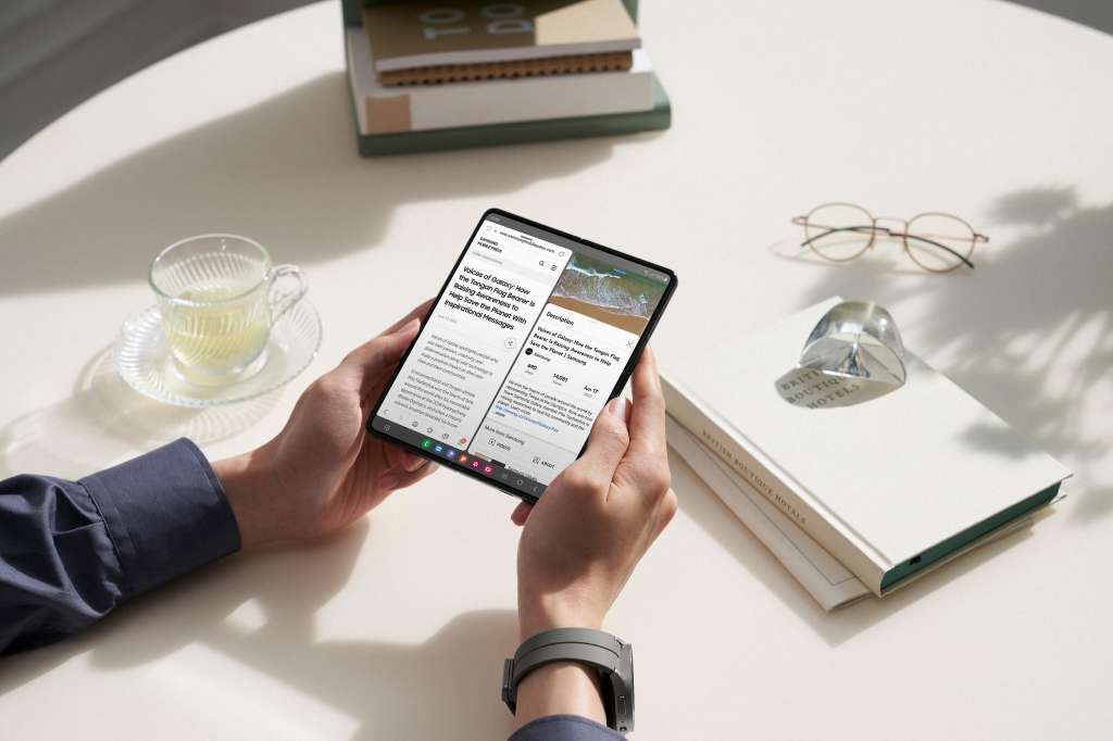 El Galaxy Z Fold 4 se caracteriza por ser un dispositivo multitarea.