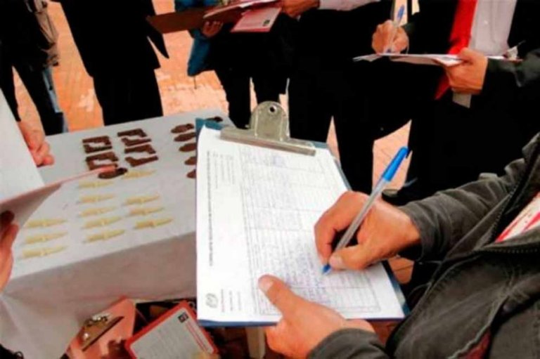 Distrito impugnará este jueves firmas para revocatoria de Petro