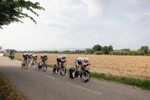 Vuelta a España: UAE ganó la contrarreloj y Vingegaard recuperó el liderato