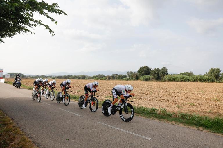 Vuelta a España: UAE ganó la contrarreloj y Vingegaard recuperó el liderato
