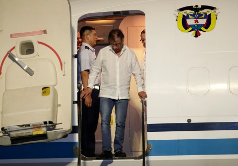 Petro sumó 51 viajes al exterior y oposición lo cuestionó por gastos y resultados
