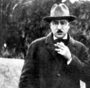 Fernando Pessoa (1888-1935). / Archivo.