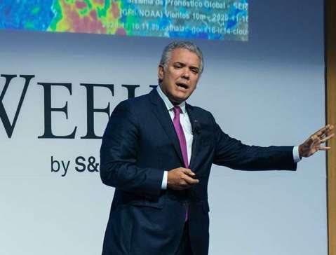 Duque confirmó venta de un millón de barriles de crudo neutralizado de carbono