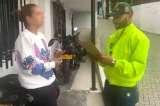 Banda de mujeres extorsionaba a hombres mediante “sexting” y amenazas en Bogotá