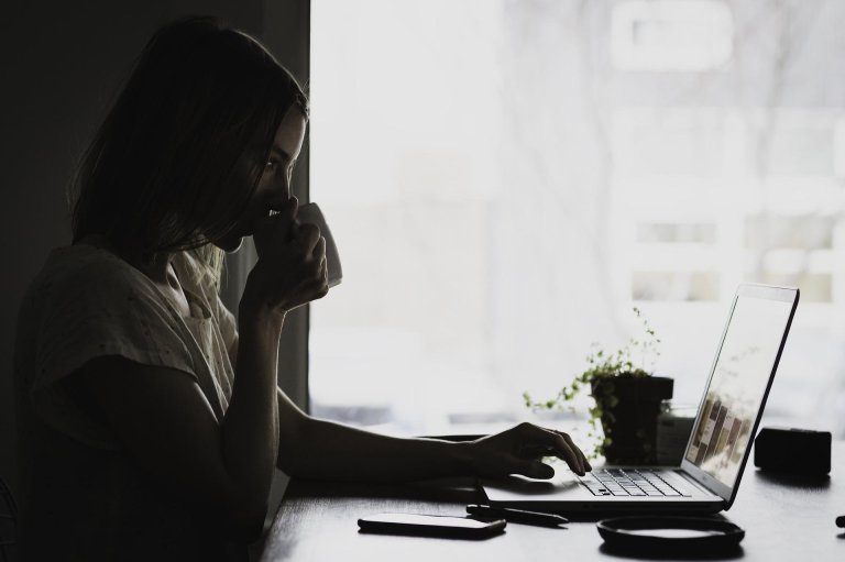 Menstruación y trabajo: el derecho a trabajar sin dolor