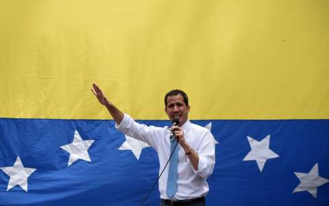 Las “chambonadas” de la oposición venezolana