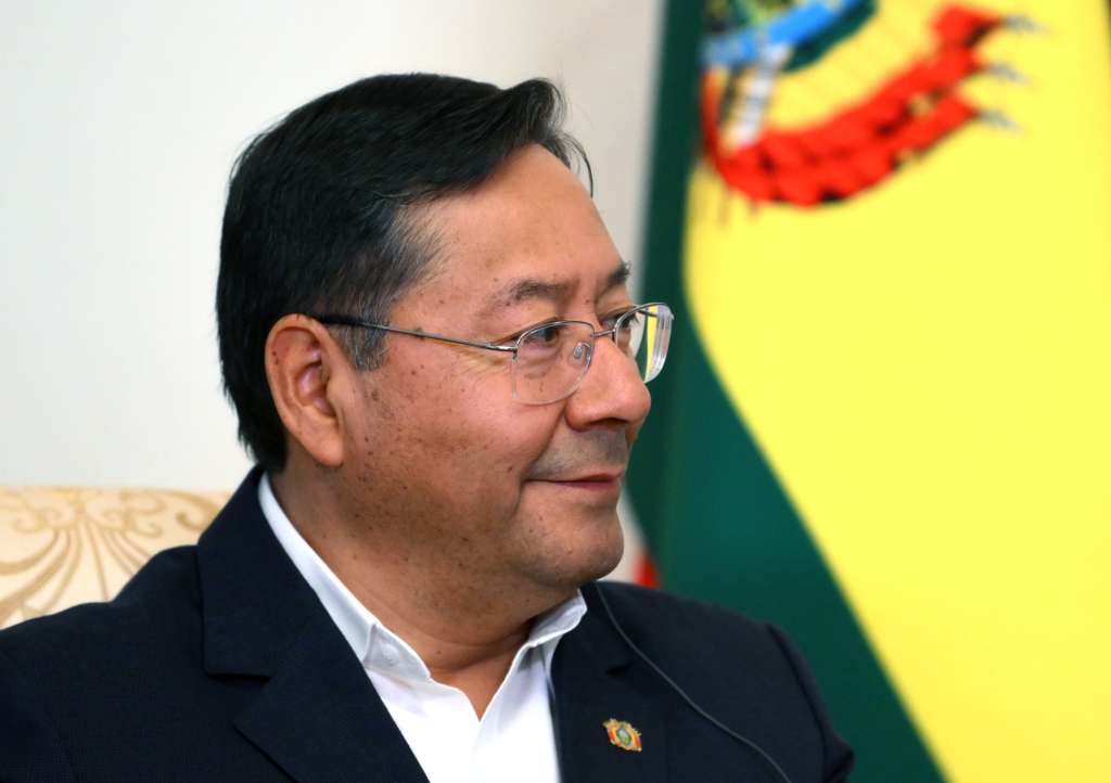 St. Petersburg (Russian Federation), 05/06/2024.- Bolivian President Luis Arce attends a meeting with Russian President Vladimir Putin, on the sidelines of the 27th Saint Petersburg International Economic Forum (SPIEF), in Saint Petersburg, Russia, 06 June 2024. The 27th St.Petersburg International Economic Forum takes place in St. Petersburg from 05 until 08 June 2024. (Rusia, San Petersburgo, San Petersburgo) EFE/EPA/ALEXEI DANICHEV / SPUTNIK / KREMLIN POOL MANDATORY CREDIT