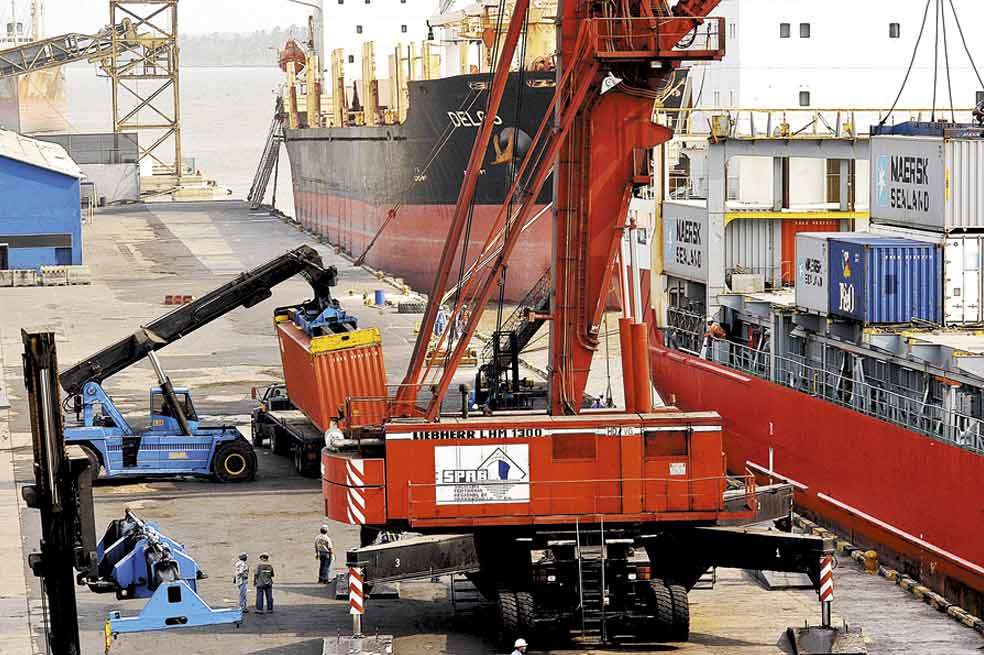 Si Colombia logra el acuerdo comercial con China tendrá alianzas con las dos potencias (EE.UU.) más grandes del mundo, lo que le aseguraría un porcentaje extraordinario de inversión directa. / Archivo
