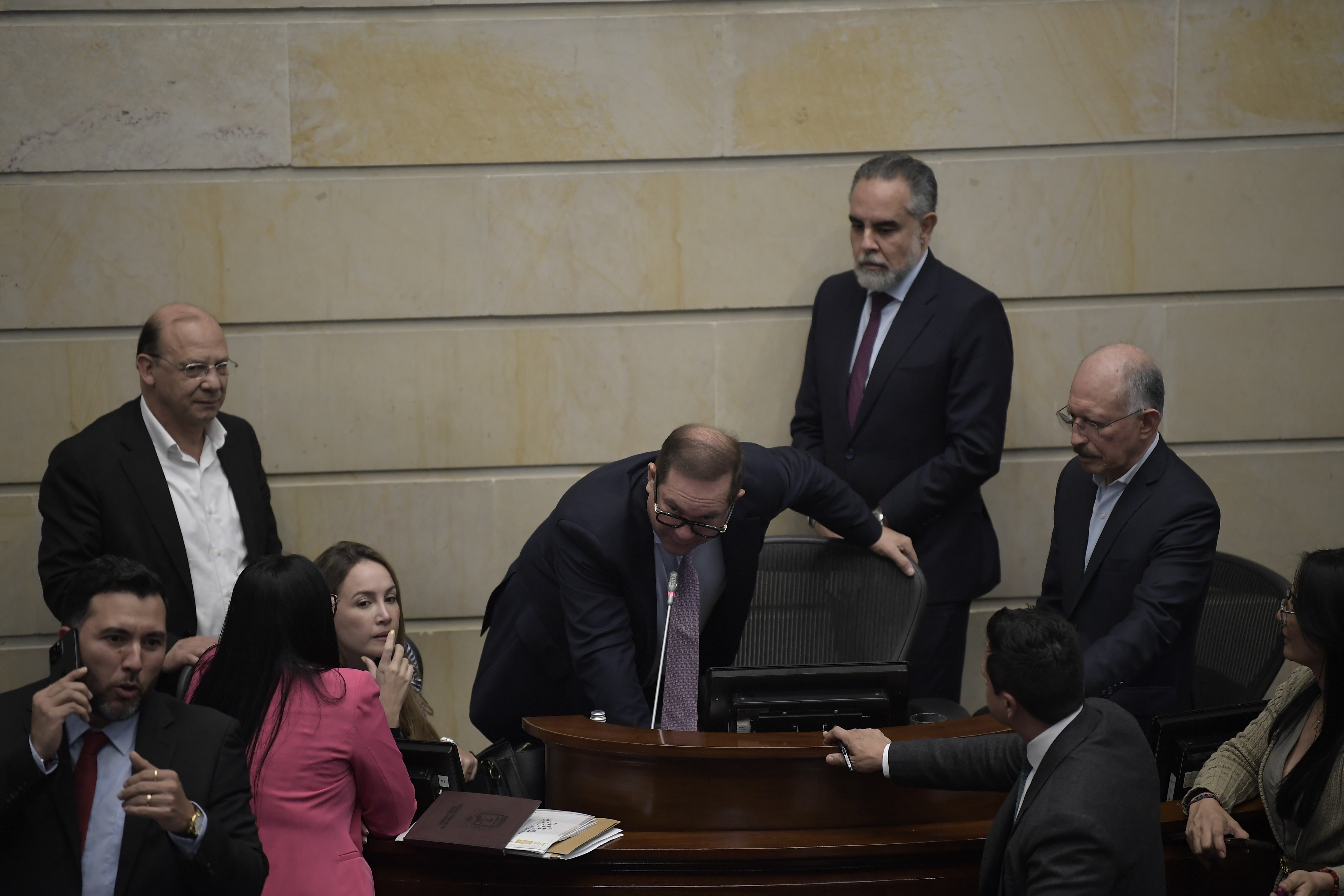 Debate en la plenaria del Senado para la aprobación del presupuesto del 2026, por COP 546,9 billones.