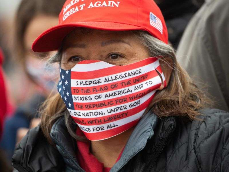 A Donald Trump lo respaldó el 61 % de las mujeres blancas sin estudios universitarios. Una porción de mujeres más preparadas se quedó con la demócrata, pero fue poco. / AFP / SAUL LOEB