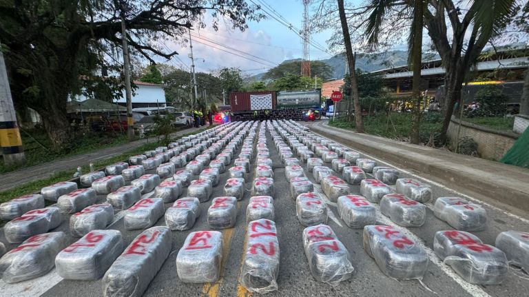 Incautan cinco toneladas de marihuana en la vía Medellín – Pintada, en Antioquia