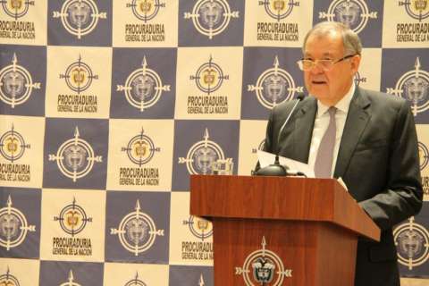 ‘Se pretende adoctrinar a la niñez en la ideología de género’: Procurador General