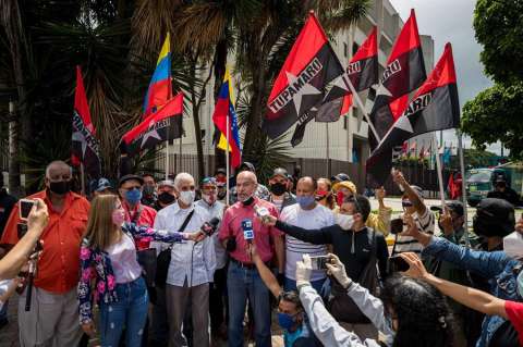 Los comunistas se rebelan contra Maduro en Venezuela