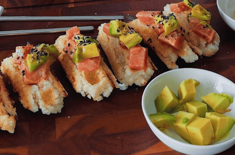 Aquí está la receta para preparar un “crispy rice stick”