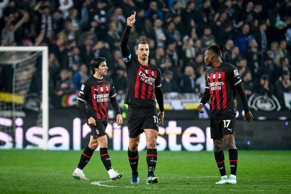 Udine (Italy), 18/03/2023.- Milan's Zlatan Ibrahimovic celebrates after scoring the 1-1 goal during the Italian soccer Serie A soccer match betweem Udinese Calcio and AC Milan, in Udine, Italy, 18 March 2023. (Italia) EFE/EPA/ETTORE GRIFFONI