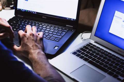 Invitan a donar computadores para ayudar a personas con discapacidad visual