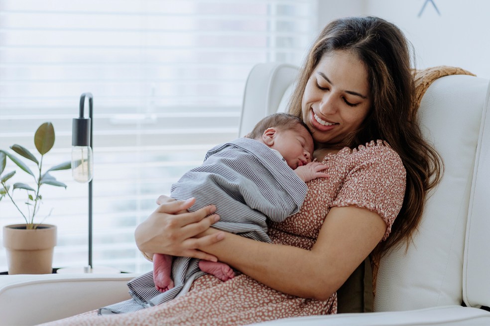 ¿Sabes cuántos días puedes tomarte luego del nacimiento de tu bebé? Este y otros datos sobre la licencia de maternidad aquí.