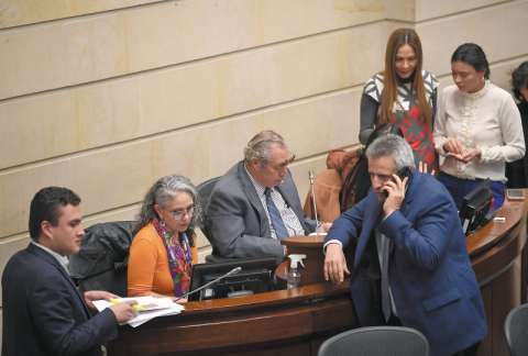 Gobierno, fondos y Congreso, en un campo de batalla por la reforma pensional
