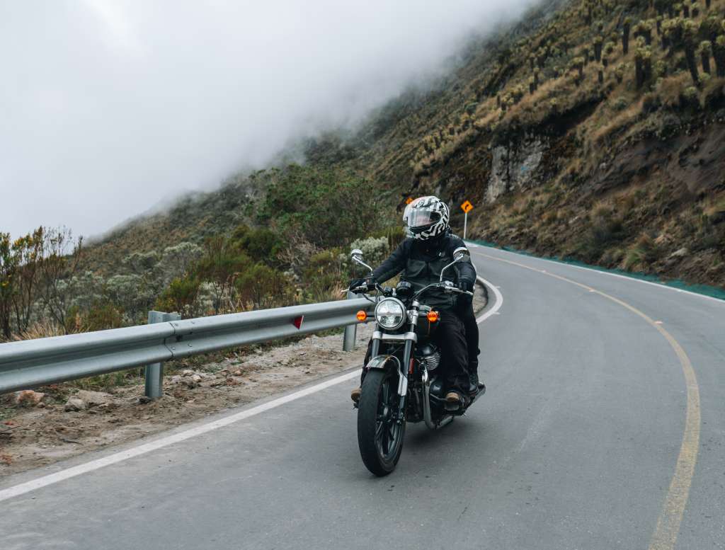 Rutas y recomendaciones para viajar en moto durante la semana de receso
