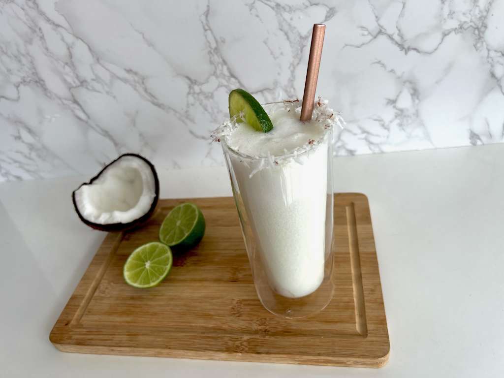 Malteada de limonada de coco