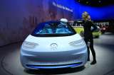Volkswagen promete versión eléctrica de 300 modelos en 2030