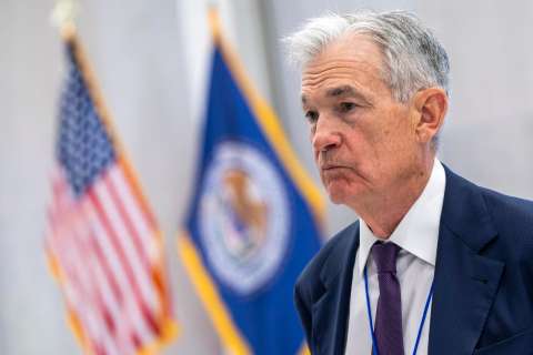 Bancos centrales frenan ajustes entre guerras, aranceles y dudas económicas