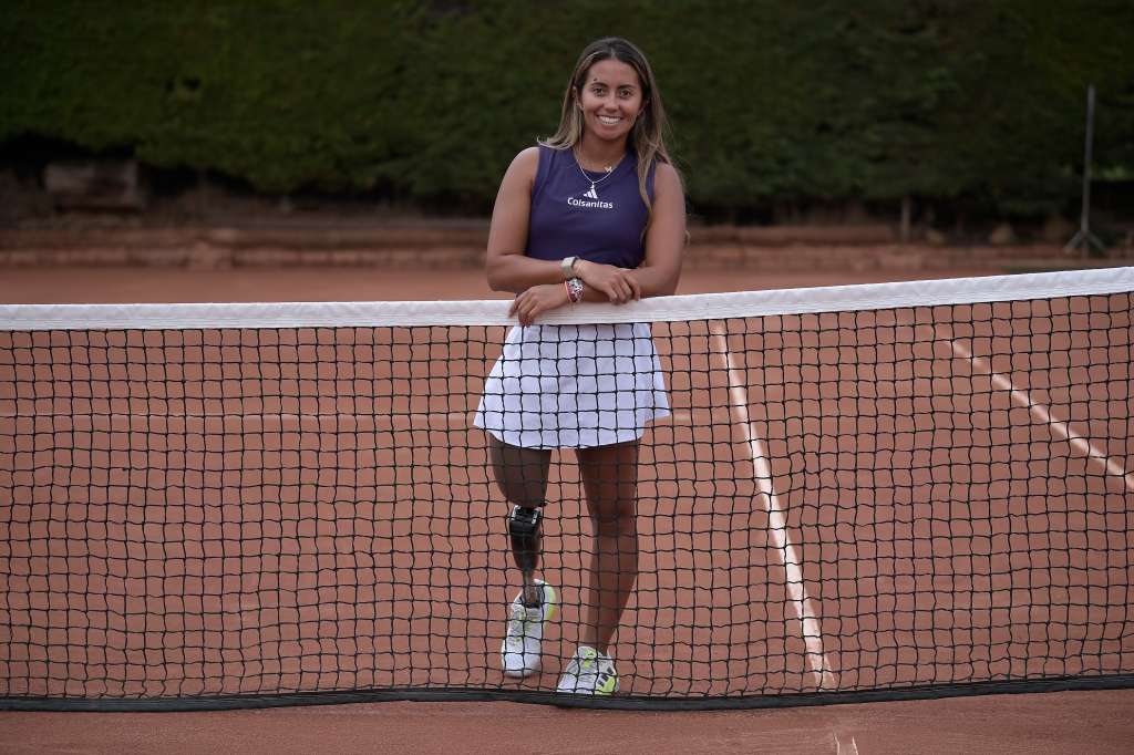 Tenista, una de las grandes referentes del tenis en silla de ruedas en Colombia y el mundo
