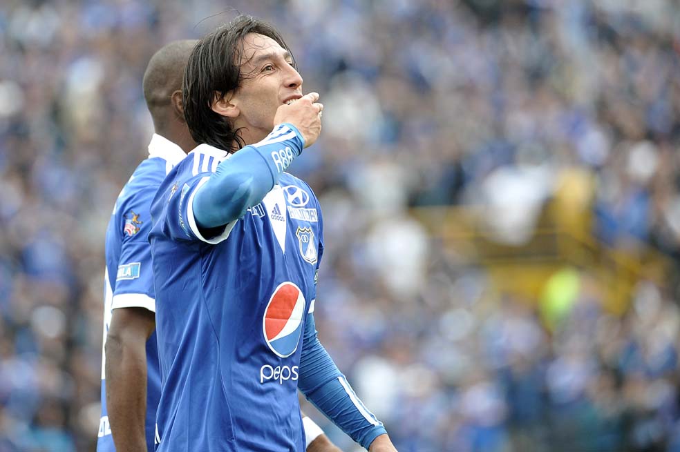 Rafael Robayo celebra uno de los tres goles que ha marcado en las últimas dos jornadas del torneo colombiano, dos frente a Patriotas y uno al Deportivo Cali. /Gabriel Aponte
