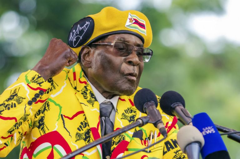 Parlamento de Zimbabue inicia sesión sobre la destitución de Mugabe