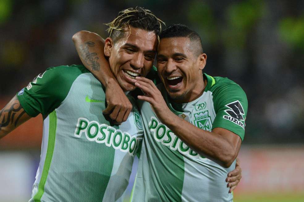 Moreno (izq.) y Macnelly Torres, dos de las piezas claves del cuadro verde. / Luis Benavides