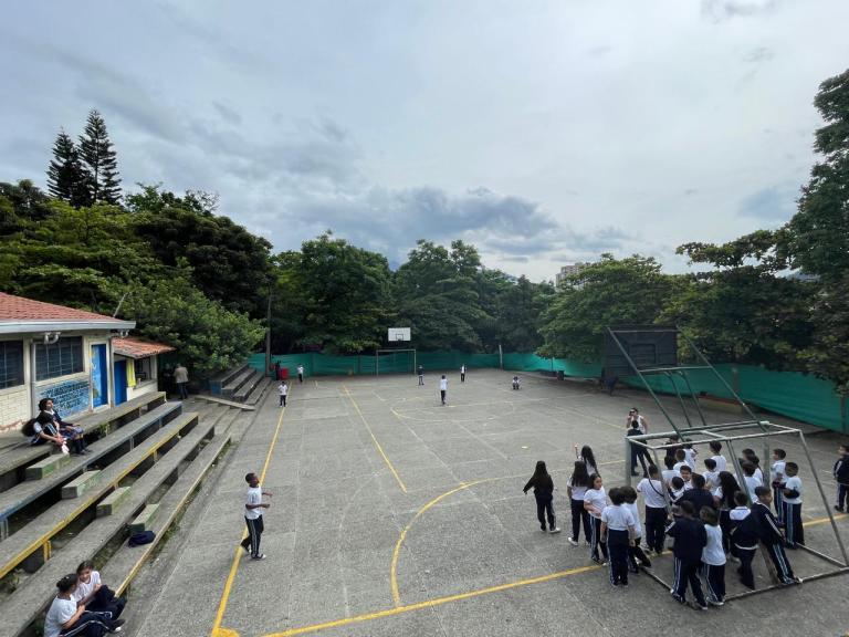 Dos escuelas colombianas son finalistas a premio a la mejor escuela del mundo