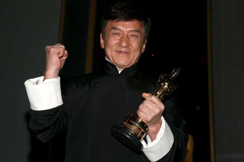 Jackie Chan protagoniza video de propaganda estatal en cines de China