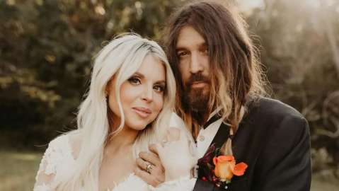 Billy Ray Cyrus, papá de Miley Cyrus, denunció que fue violentado por su expareja